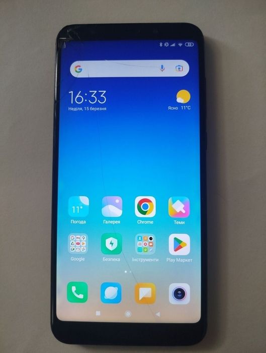 Продам смартфон Xiaomi redmi 5 plus 4/64 gb