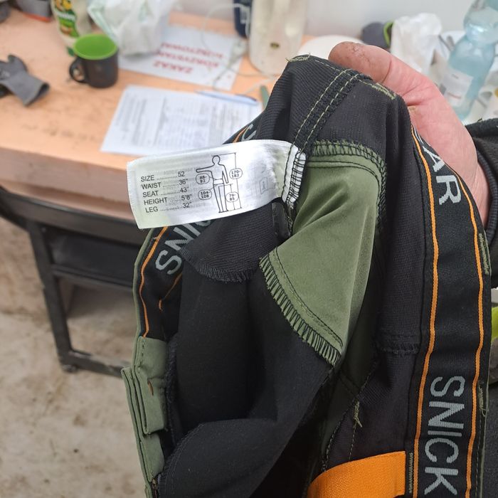 Spodnie snickers nowe