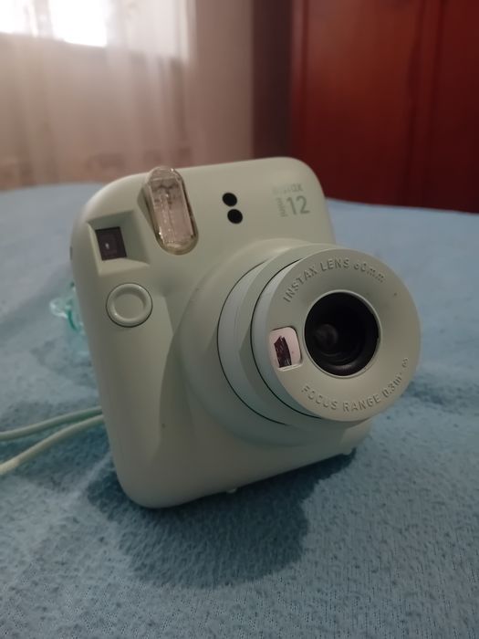 Máquina fotográfica instax 12 mini