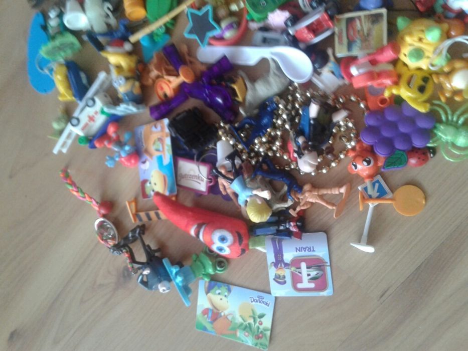 Kinderki i drobiazgi