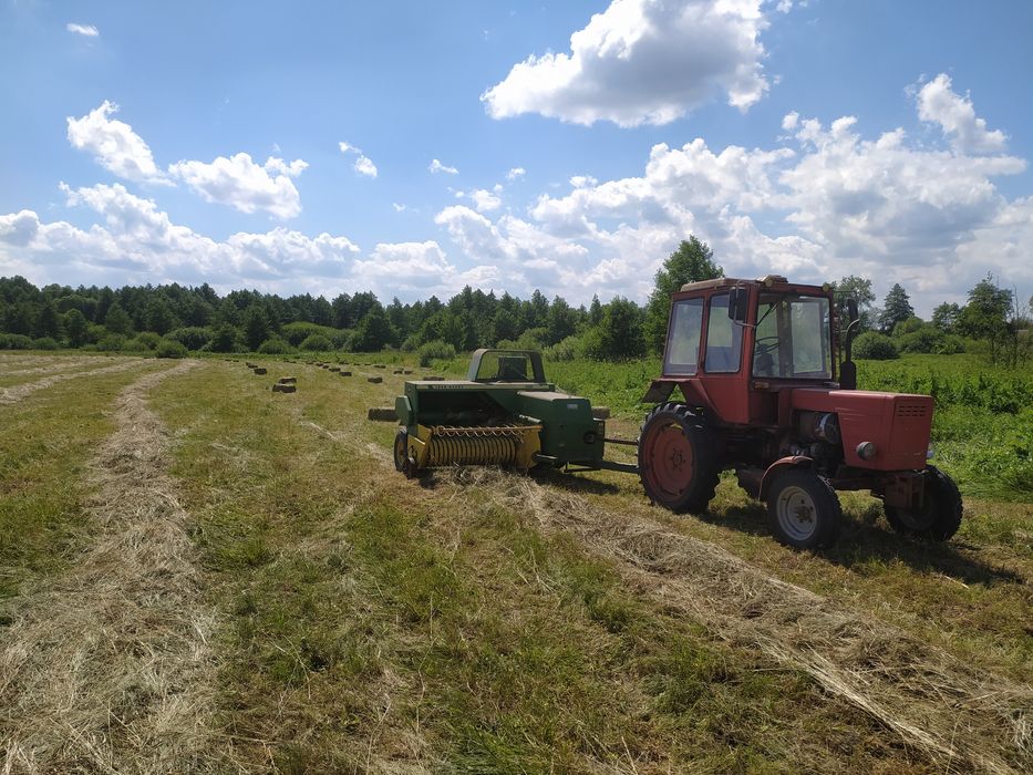 Продам прес Джон дір 330
