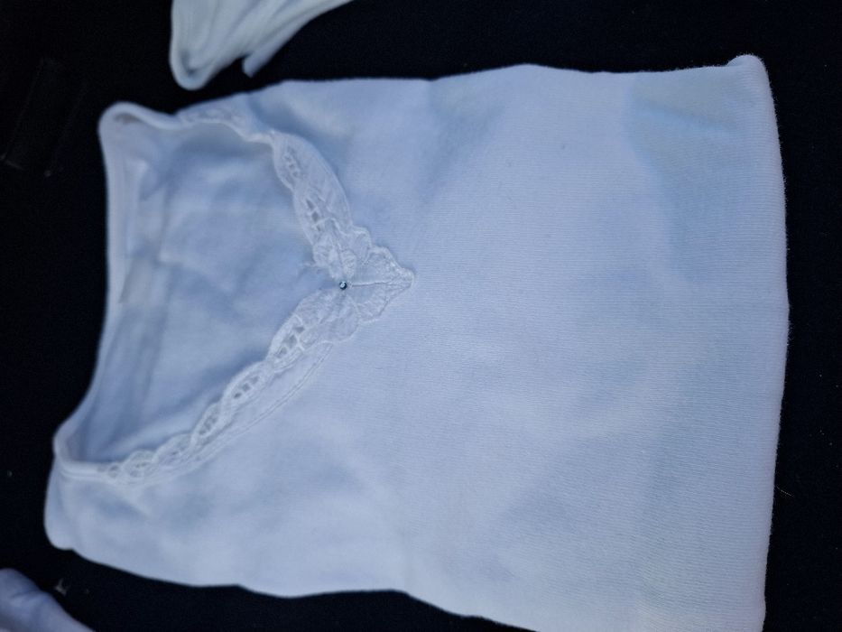 Camisola interior branca canelada ou lisa