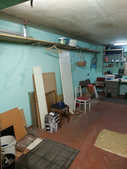 Продам гараж район Победы 6