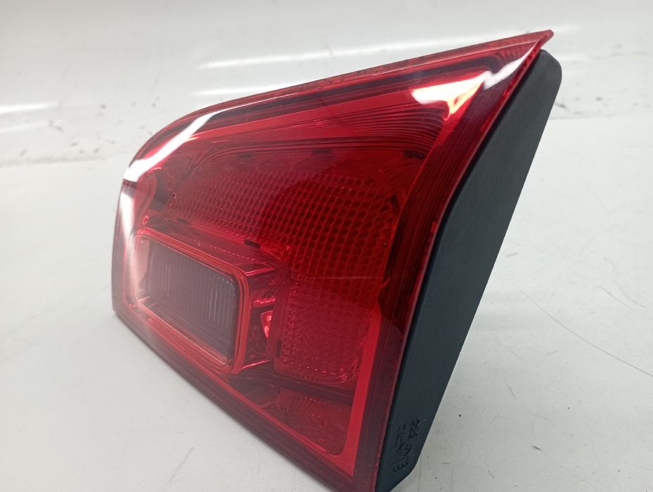Farolim da Mala Direito - OPEL ASTRA J Sports Tourer (P10) | 10 - 15