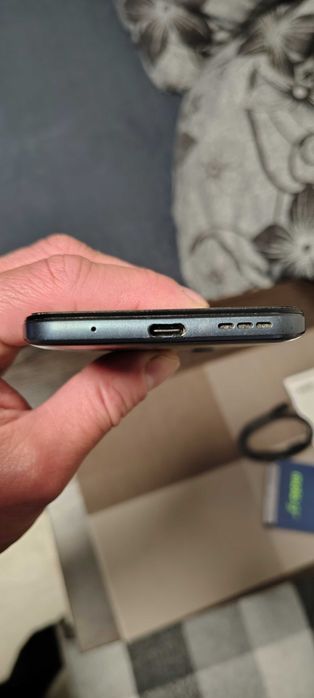 Смартфон Motorola G31