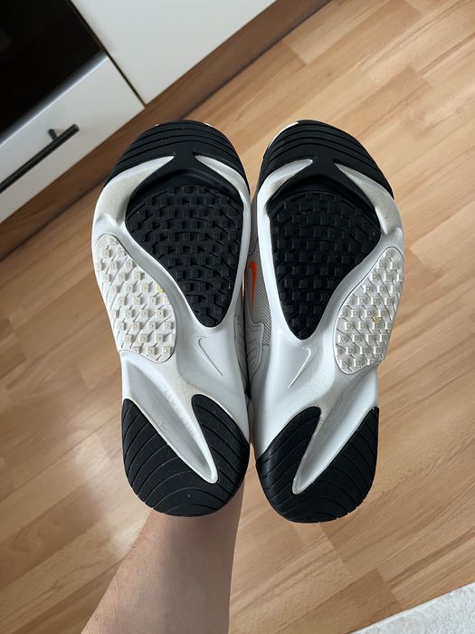 Кросівки Nike Zoom 2000