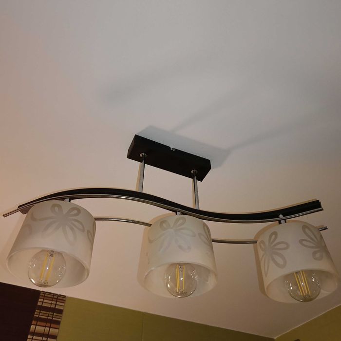 sprzedam lampę/żyrandol sufit