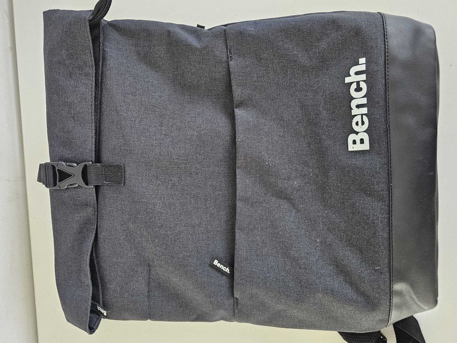 Bench plecak typu roll-top