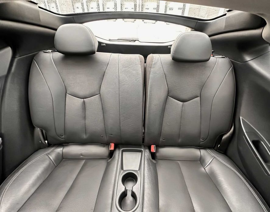 Hyundai Veloster      2015