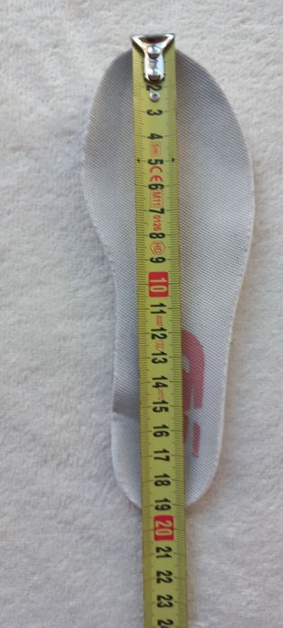 Trzewiki New Balance r.31