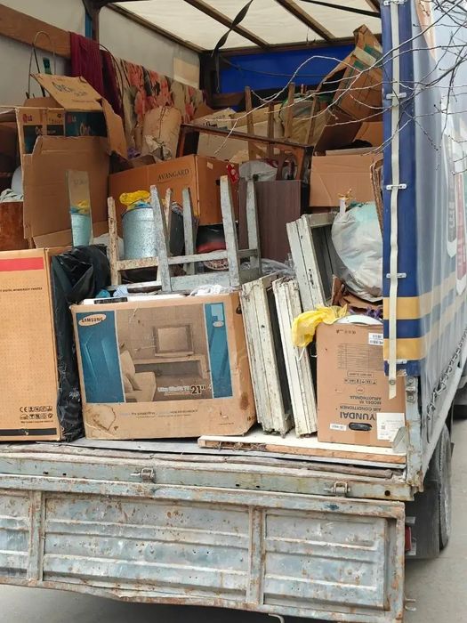 Вивіз хламу, сміття, старої техніки