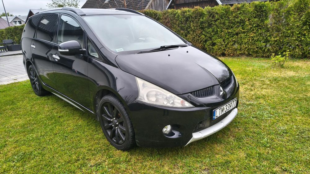 Mitsubishi Grandis Mitsubishi Grandis 2011