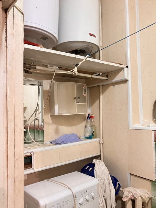 Льва Толстого/Нежинская. Центр, комната в комуне