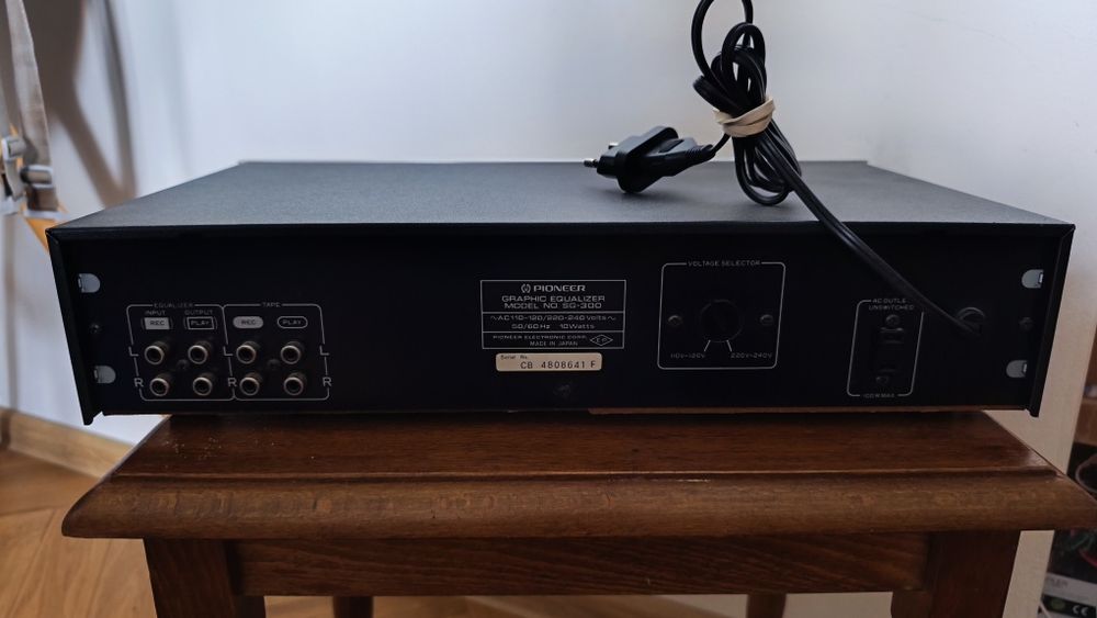 Pioneer SG-300 korektor graficzny equalizer