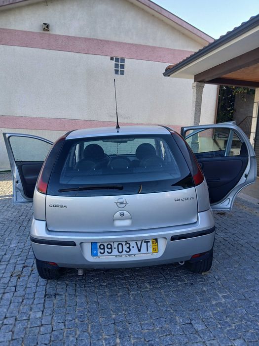 Vendo Opel Corsa 1.3 CDTI gazoleo económico / inspeçao OK /