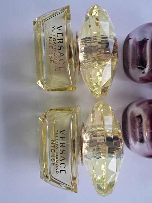 Оригінальні флакони  (пляшечки) від парфумів Versace і Nina Ricci