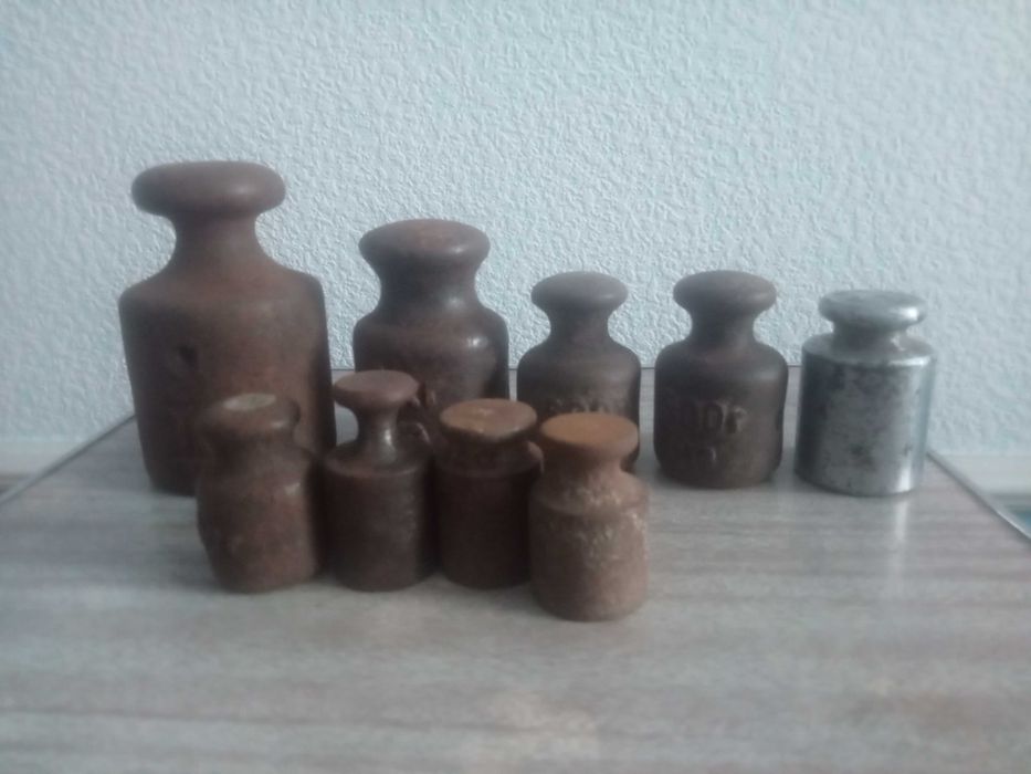 Гири торговые, железные, Изготовлены в СССР