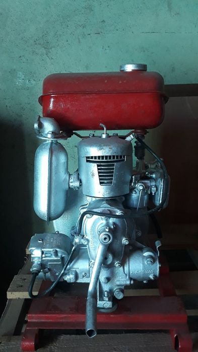 Бензиновая мотопомпа