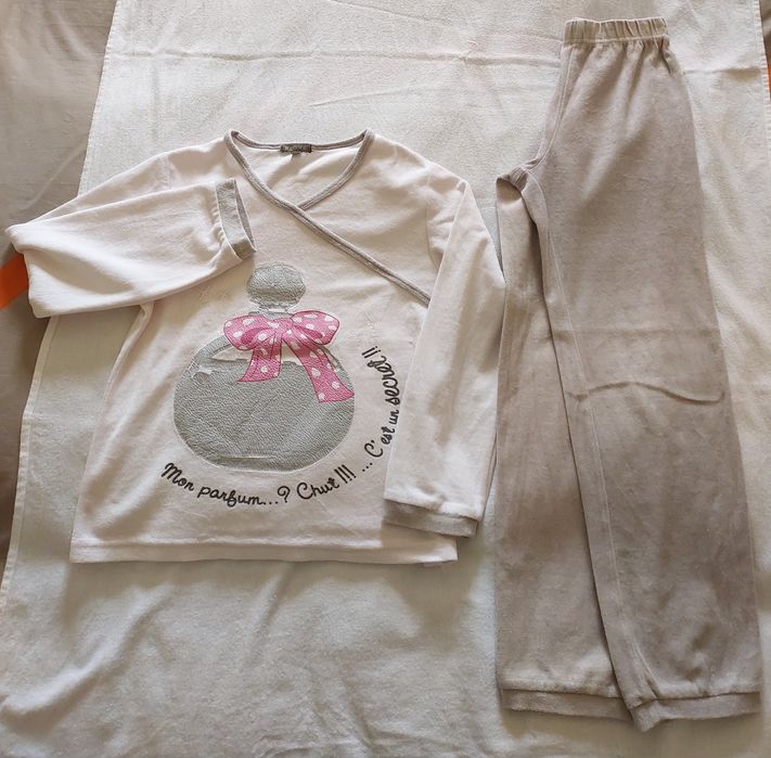 Lote Pijama Veludo + Camisola Coelho