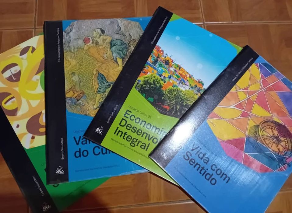 Livros como novos
