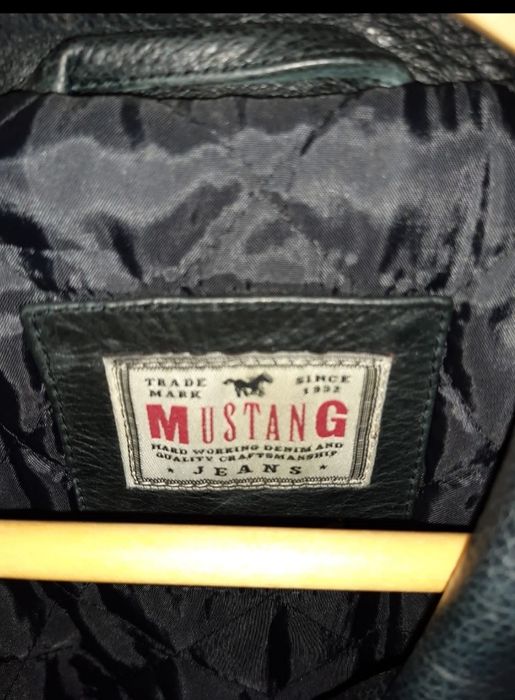 Casaco Mustang em pele