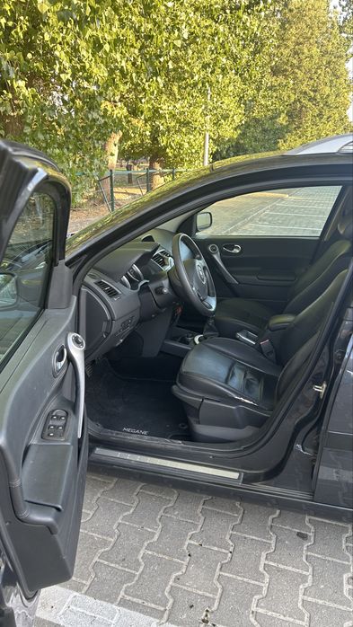 Renault Megane carrinha • 1.5 dci • muito bem estimada