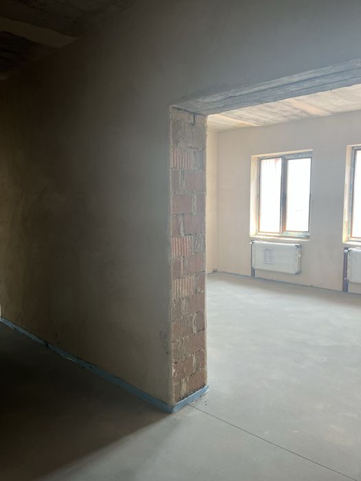 Продам 2-х кімнатну квартиру р-н. Ботанічного саду.