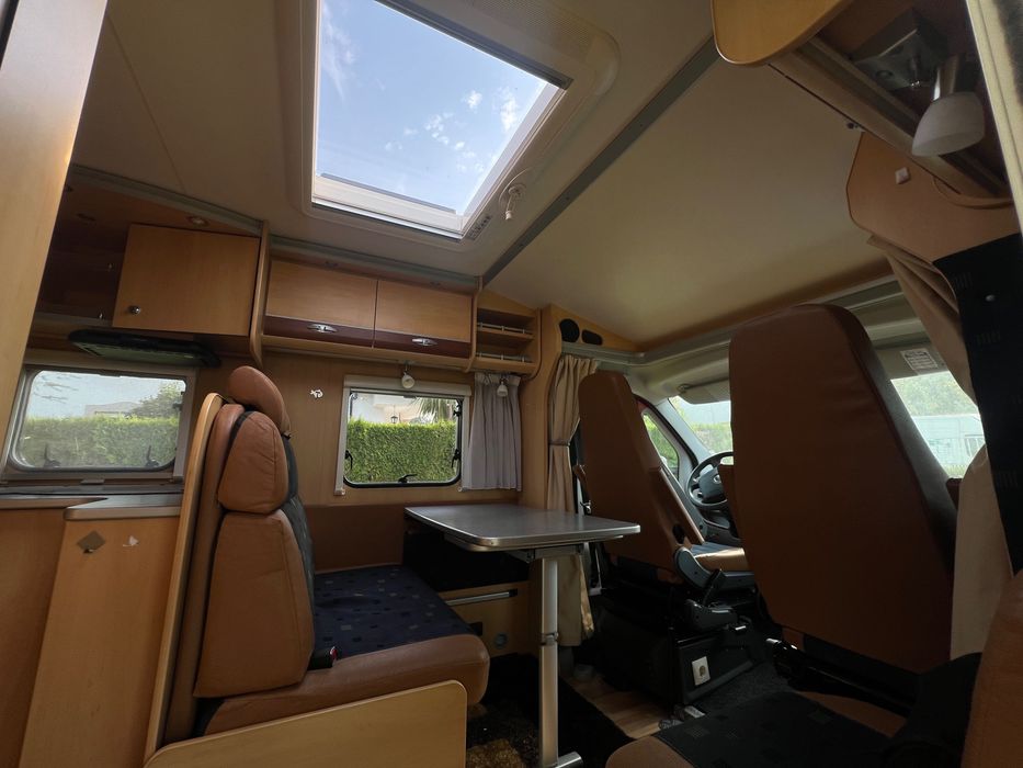 Auto Caravana Dethleffs Advantage