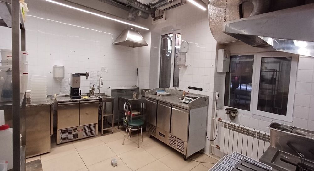 Аренда кафе,ресторан ул. Красноармейская (Большая Васильковская )  62а