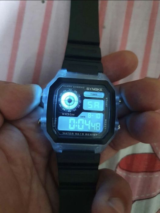 relógio digital à prova de água