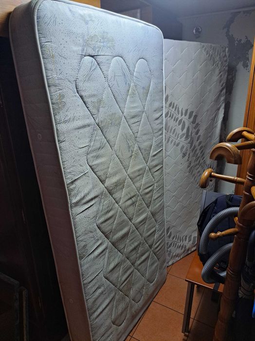 cama dupla de solteiro