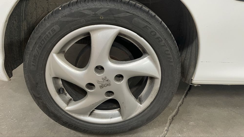 Jantes 15” Peugeot com pneus 195/50R15