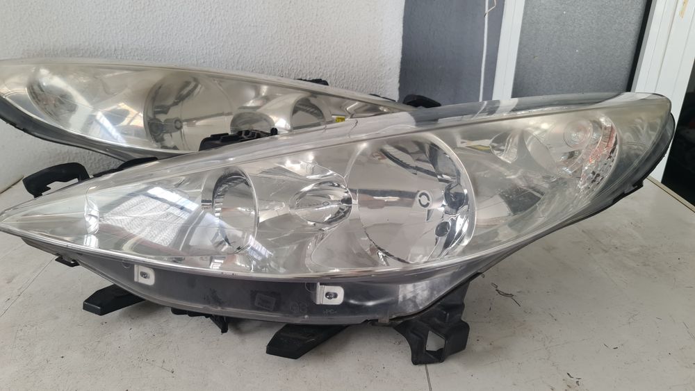 Farois peugeot 207/207cc