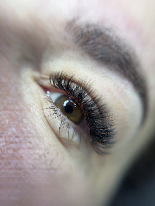 Przedłużanie rzęs w cenie 100,00 zł !