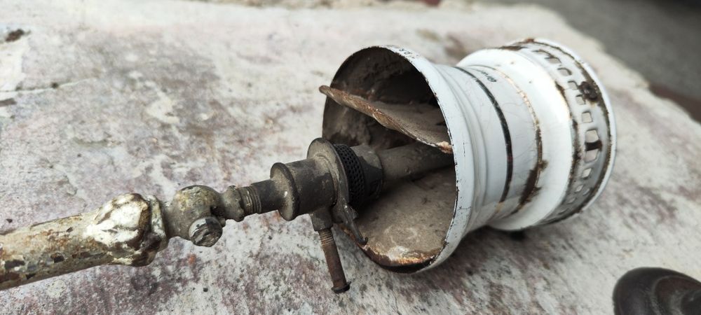 Zabytkowa lampa gazowa,nie kompletna.