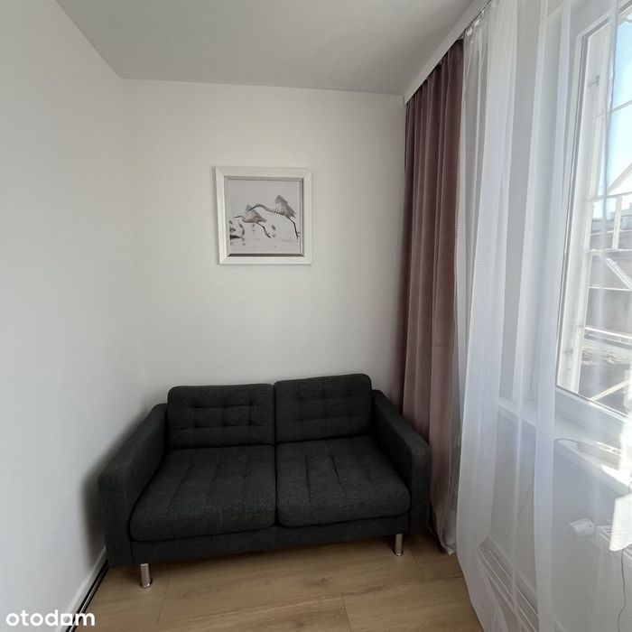 Mieszkanie 3-pokojowe w Gdyni -balkon, parking , winda.
