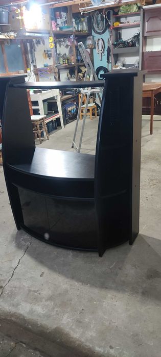 Тумбочка під телевізор