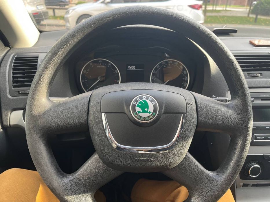 Skoda Octavia 2012 1.8TSI MT