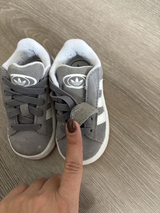 Sapatilha Adidas Campus