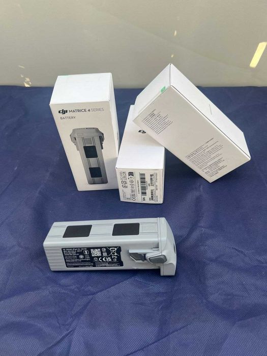 BPX345-6741-14.76, DJI Matrice 4 Series Battery інтелектуальна польотна батарея для Matrice 4 оригінал, в коробці