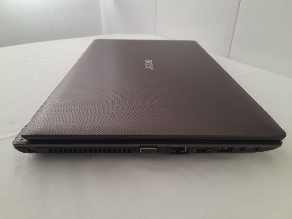 Portátil Acer | Processador: i5 | Ram: 8 GB | Carregador incluído