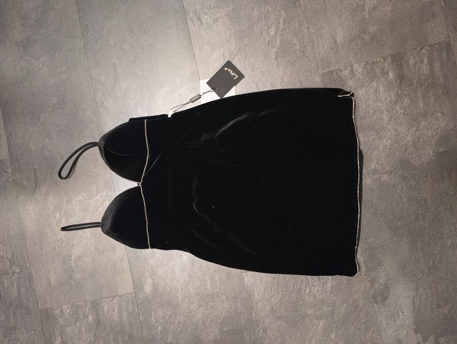 Sukienka Lou Ashley 38M