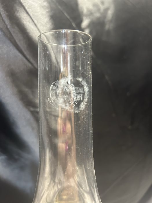 Lampa Naftowa z Ceramicznym Pojemnikiem Malowana z Regionalnym Wzorem