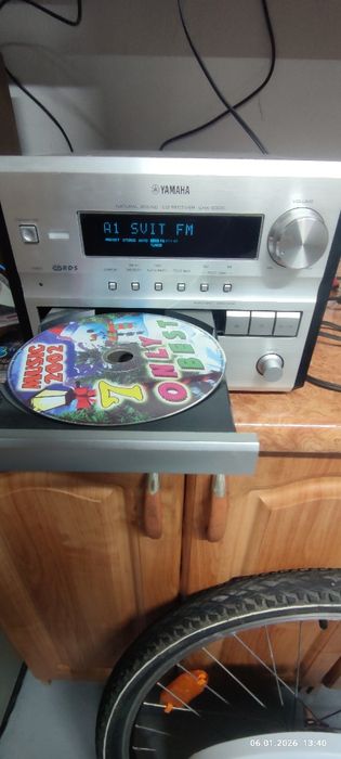 Продам CD Resiver Yamaha