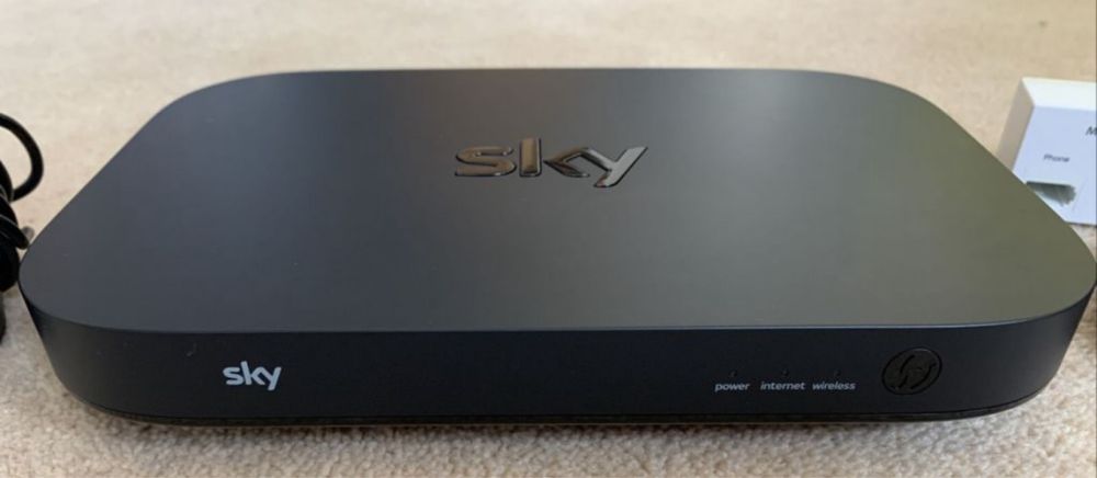 маршрутизатор роутер Sky Q Hub ADSL 2+