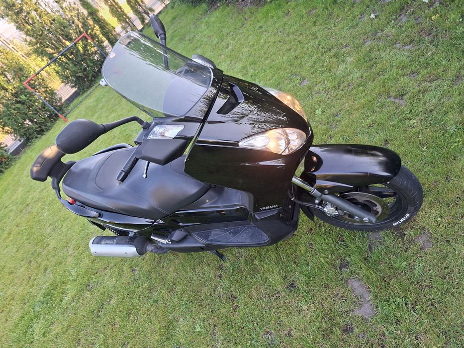 Skuter  Yamaha xmax 125
