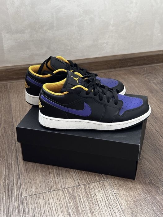 Nike air jordan low 1 (gs)