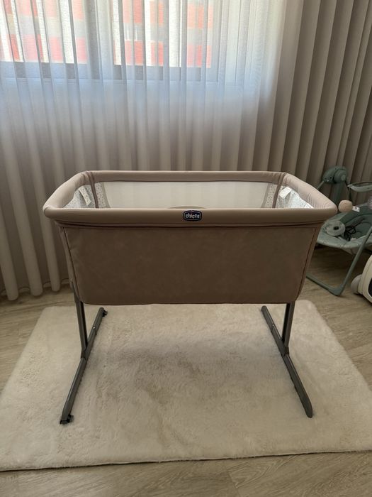 Berço Chicco Next2Me ( inclui lencois chico )