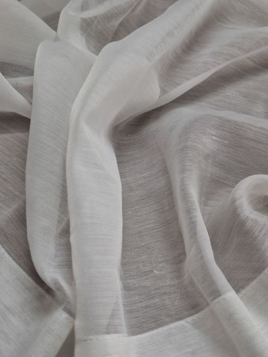 Продам гардіну білого кольору