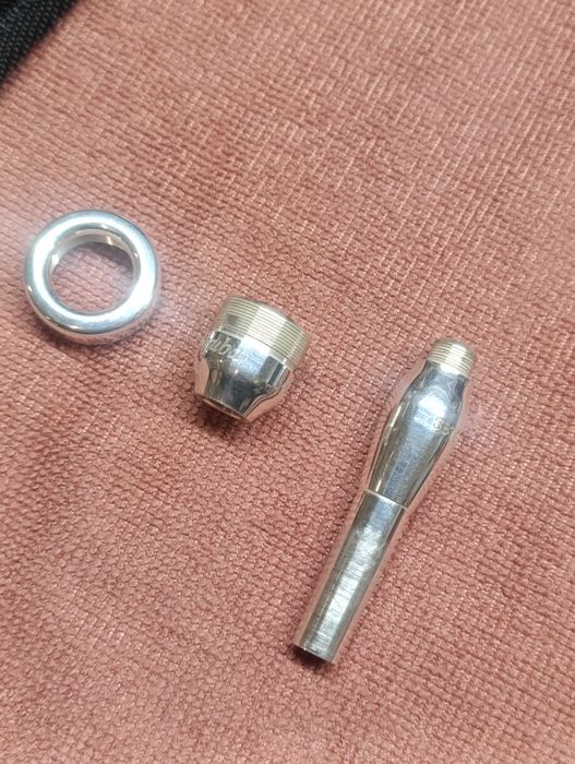 Ustnik do trąbki 1 1/2 gruba na zamówienie